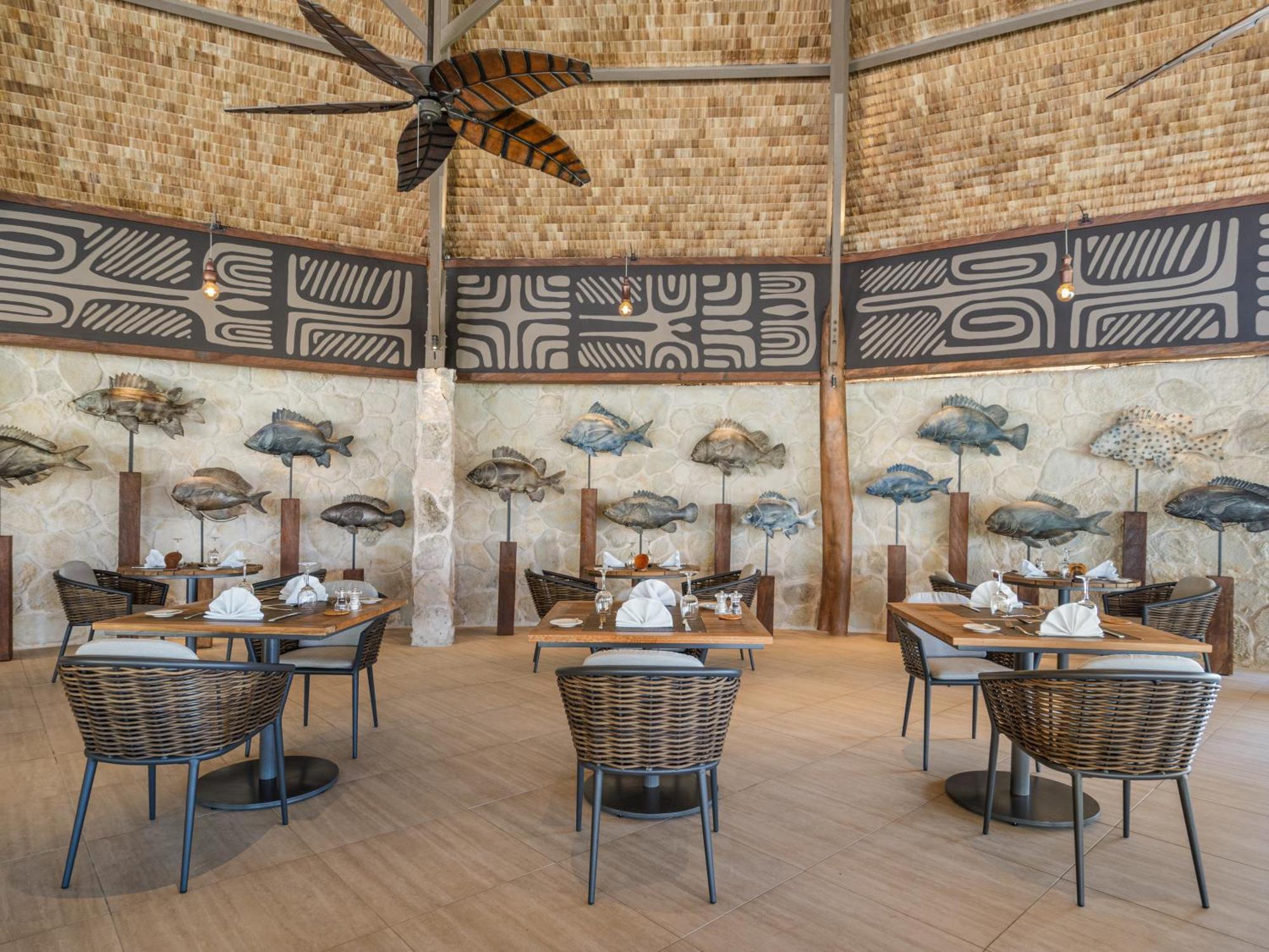 Le Tikehau By Pearl Resorts Esterno foto