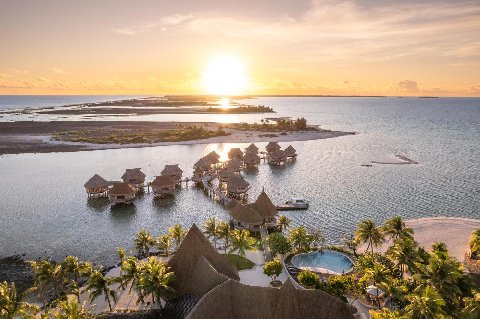 Le Tikehau By Pearl Resorts Esterno foto
