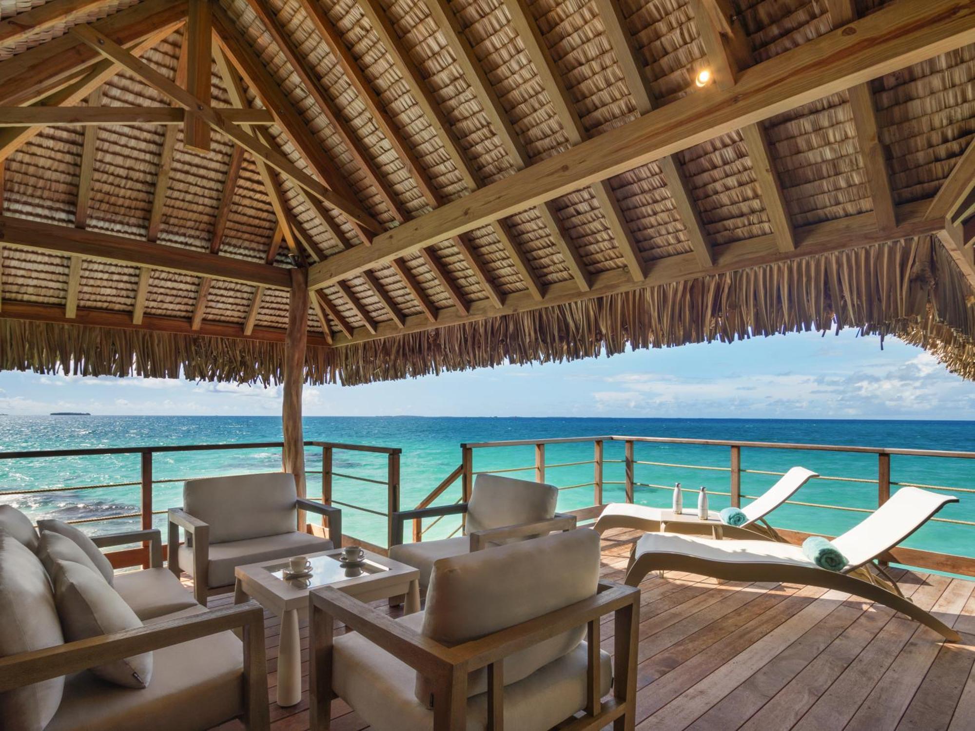 Le Tikehau By Pearl Resorts Esterno foto